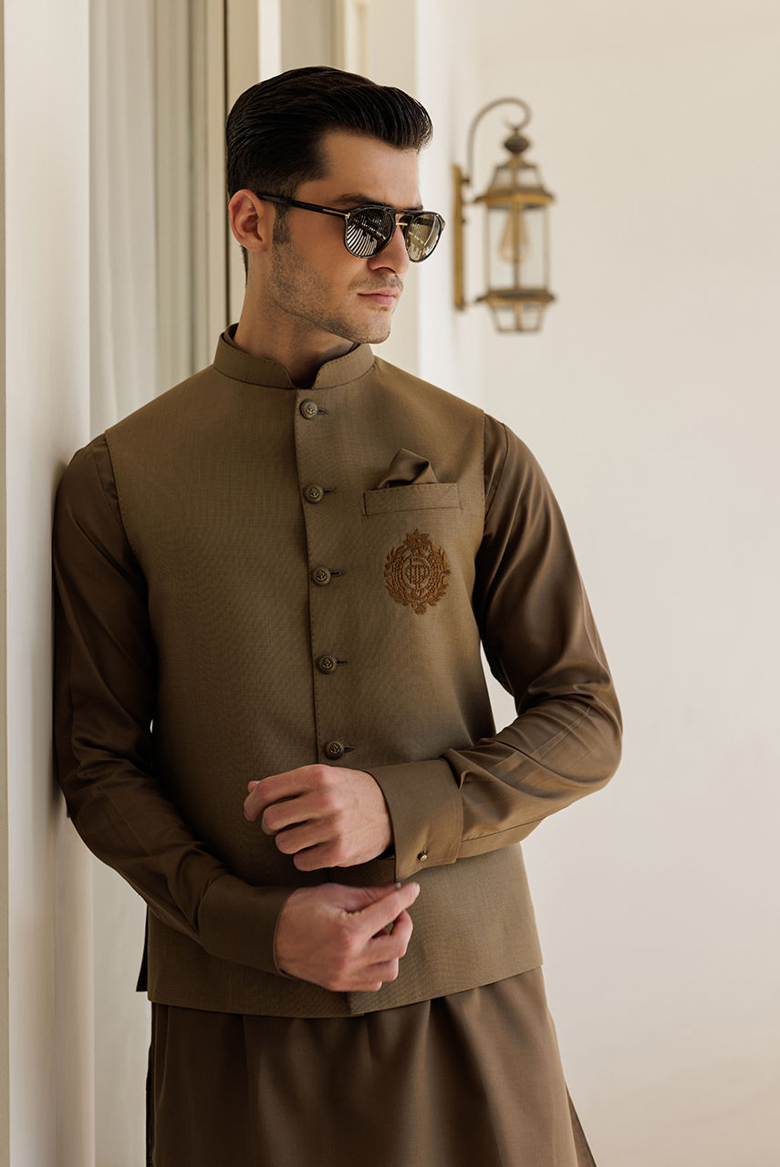 Brown Thread Embroidered Suiting Waistcoat (1-Pc) - Image 1
