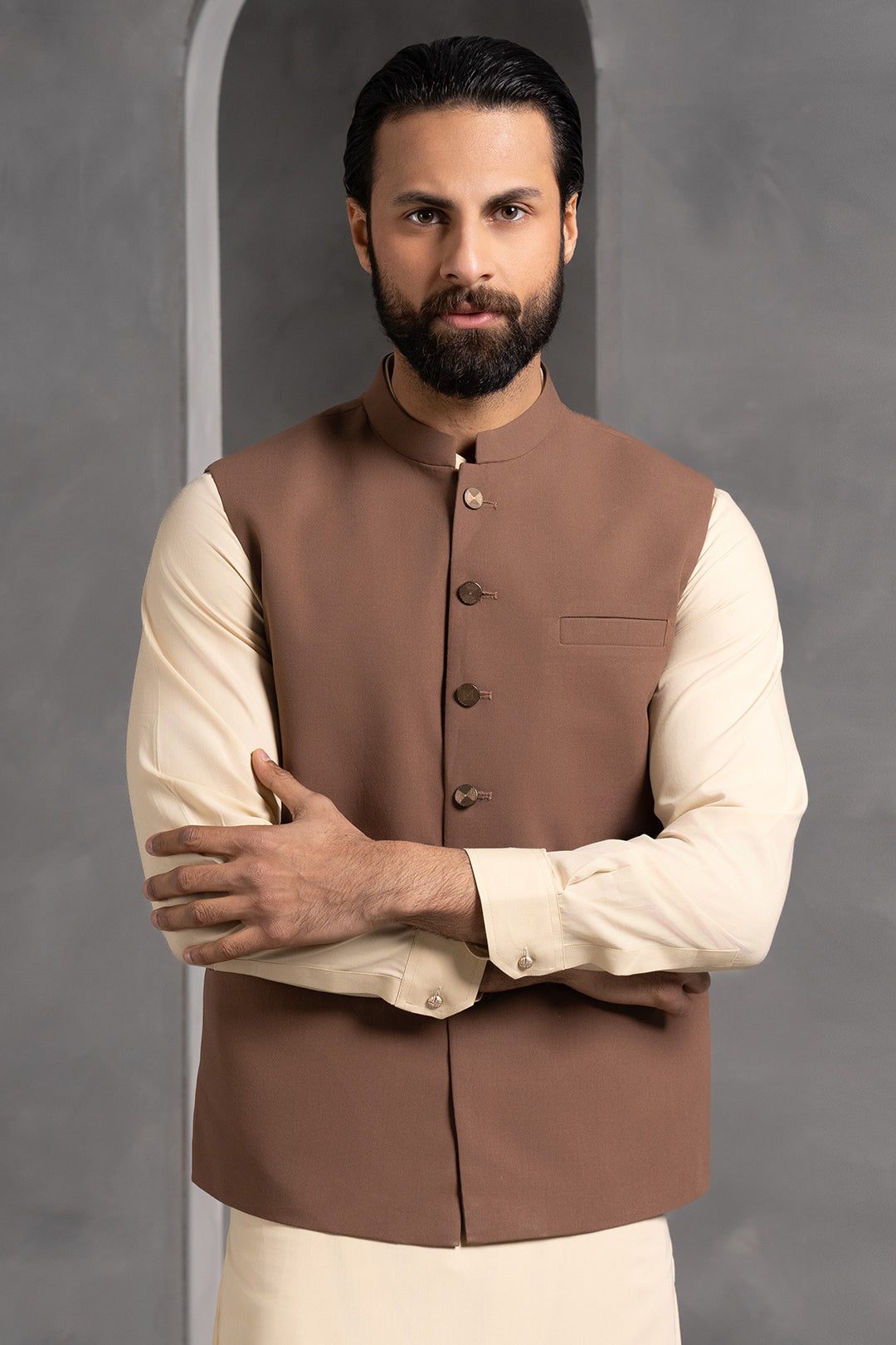 Rich Brown Suiting Fabric Men's Waistcoat (3-Piece) - Image 1