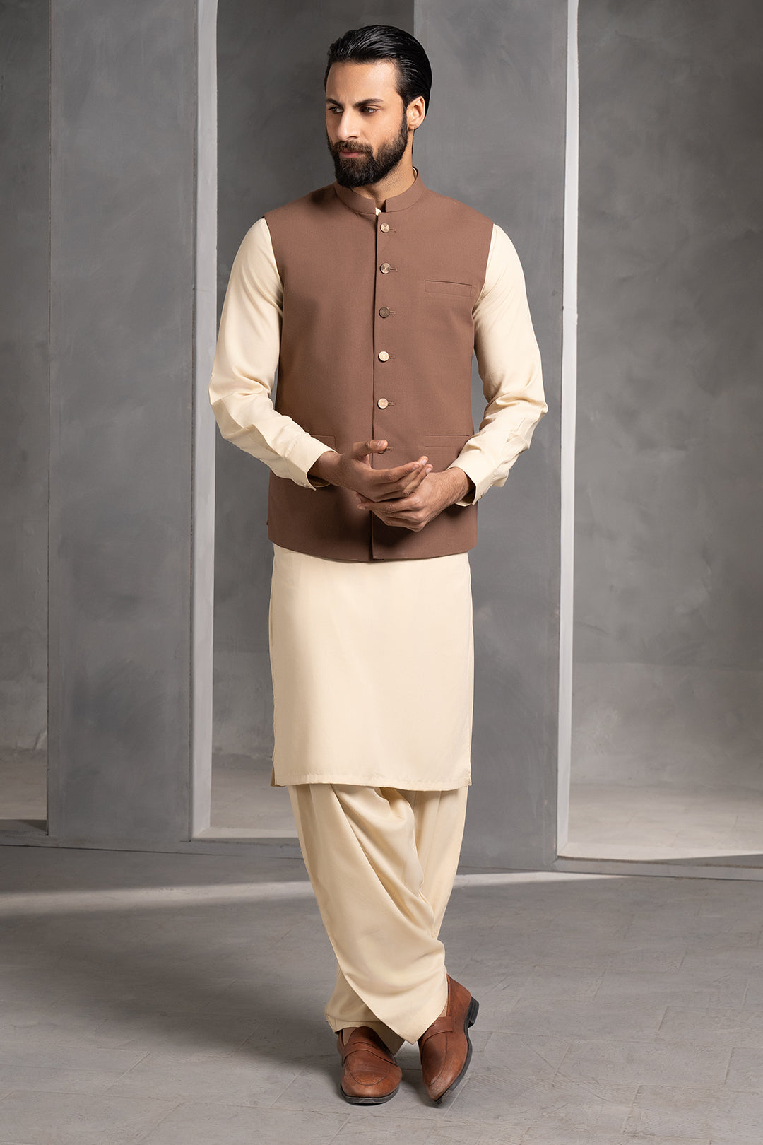 Rich Brown Suiting Fabric Men's Waistcoat (3-Piece) - Image 4