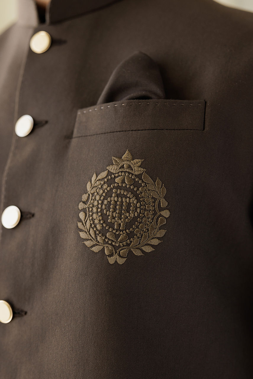 Dark Brown Thread Work Suiting Waistcoat Kurta (3-Piece) - Image 4