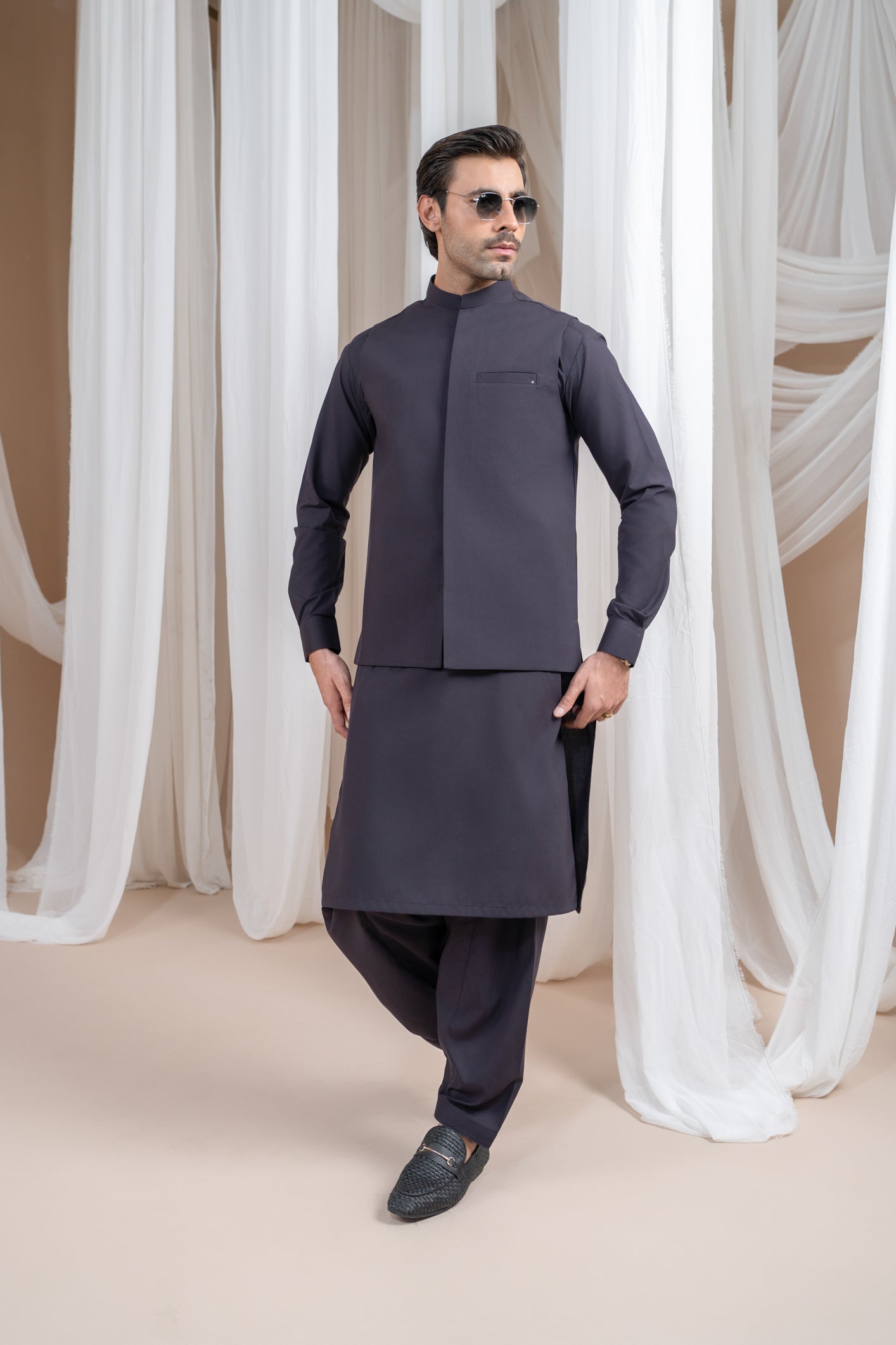 Deep Burgundy Minimalist Blended Waistcoat Kurta (3-Piece) - Image 2