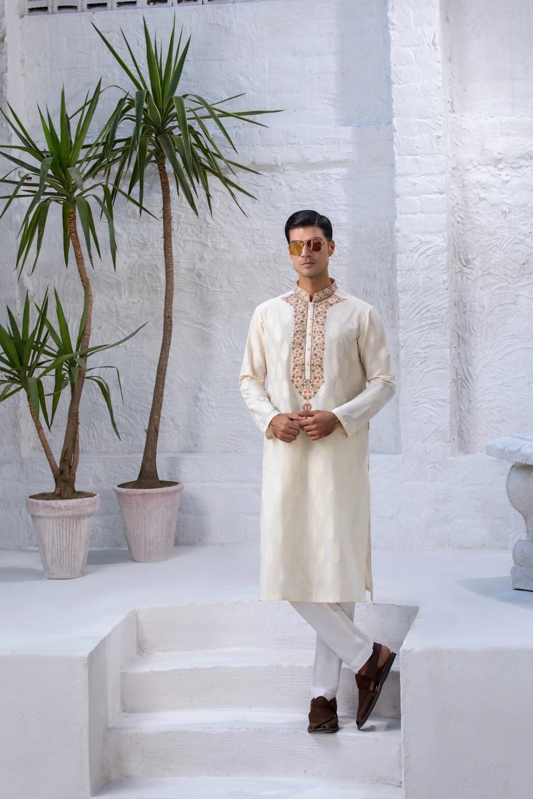 Cream Beige Embroidered Cotton Kurta (2-Piece) - Image 3