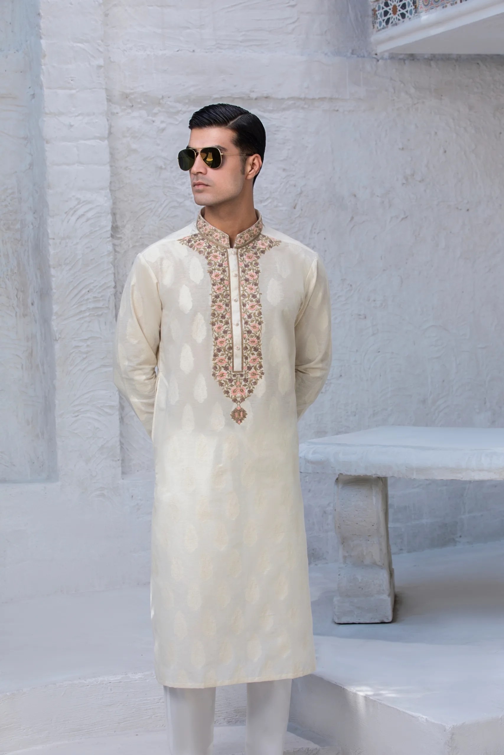 Cream Beige Embroidered Cotton Kurta (2-Piece) - Image 4