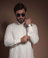 Cream Cotton-Viscose Slim Fit Kurta Pajama (2-Piece) - Image 4