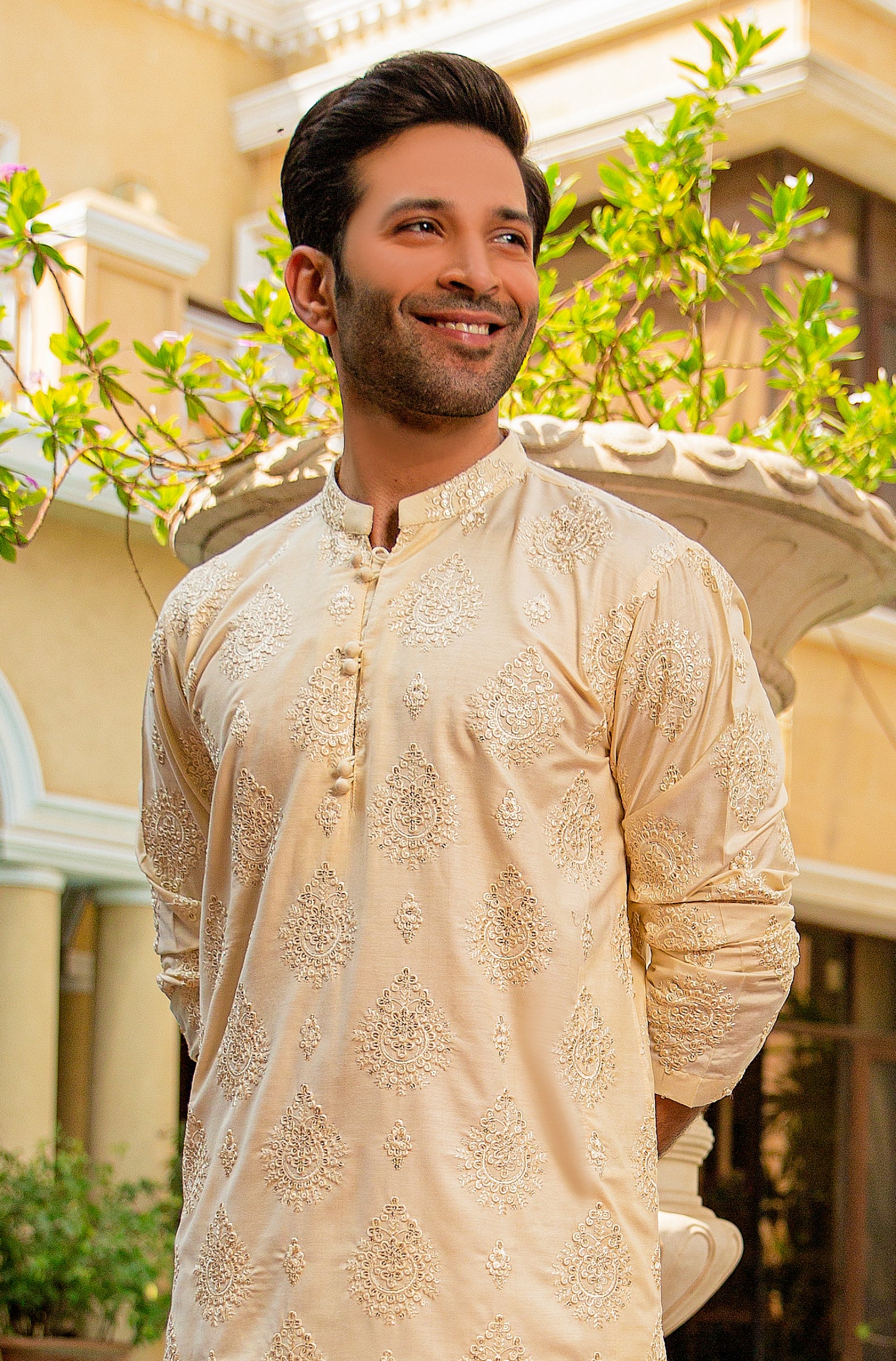 Cream Embroidered Silk-Blend Kurta Pajama (2-Piece) - Image 2
