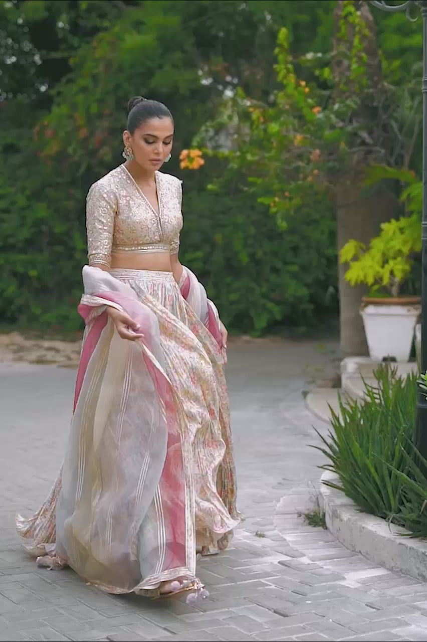 Pakistani Cream Gota Work Khaddi Silk Lehenga Choli (3-Piece) - Image 5