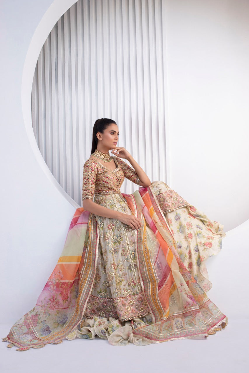 Pakistani Creme Gota Zardozi Khaddi Silk Lehenga (3-Piece) - Image 4