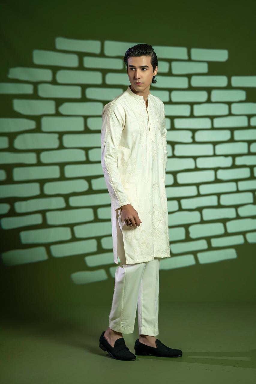 Cream Embroidered Blended Kurta Pajama (2-Piece) - Image 5