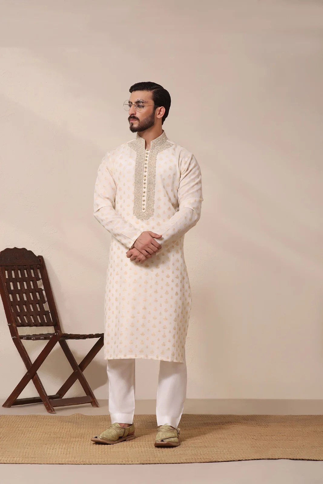 Cream Embroidered Jacquard Kurta (2-Piece) - Image 2