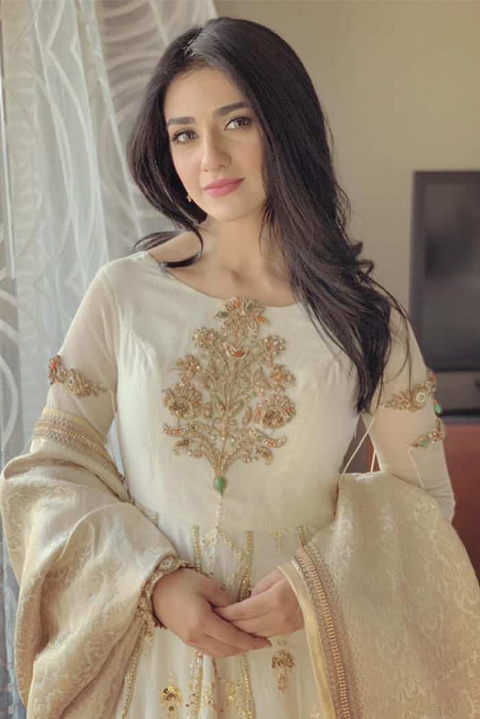 Cream Zardozi Embellished Pishwas Dress (2-Piece) - Image 2