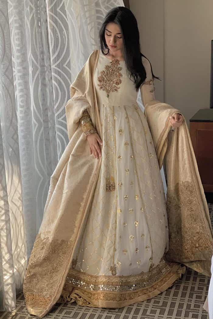 Cream Zardozi Embellished Pishwas Dress (2-Piece) - Image 4