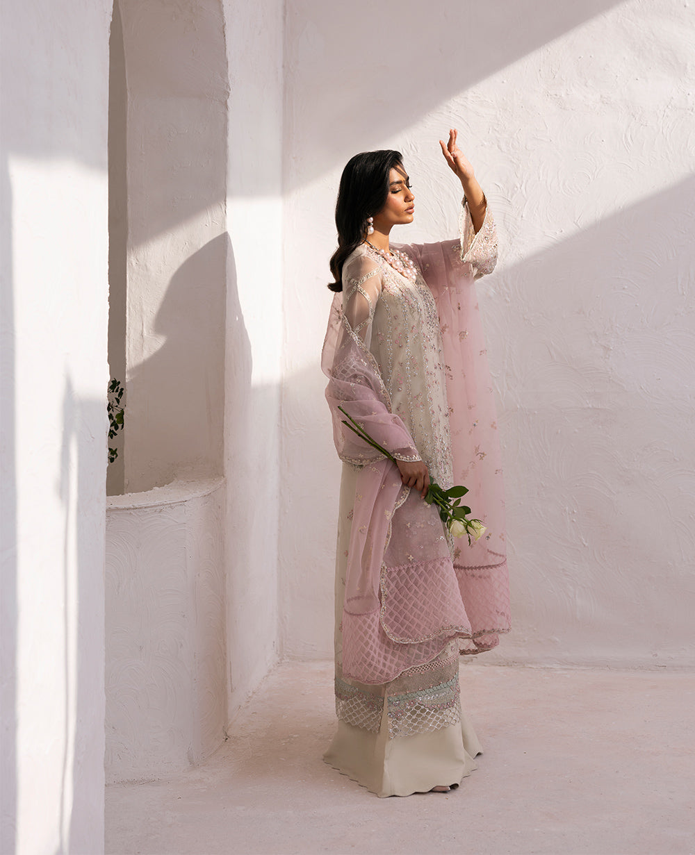 Pakistani Cream Embroidered Organza 4-Piece Formal Dress - Image 4