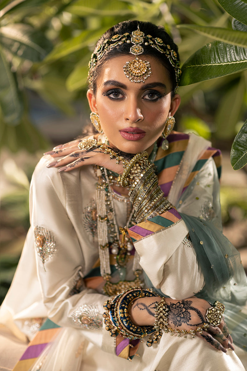 Pakistani Cream Hand-Embellished Silk Bridal Salwar Kameez (3-Piece) - Image 6