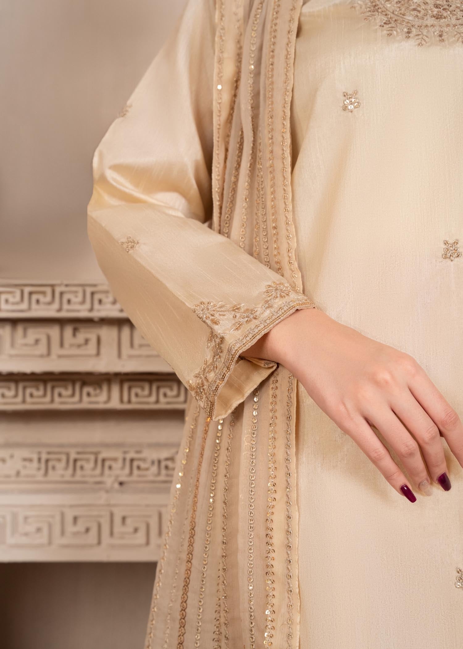 Pakistani Cream Sequin Embroidered Raw Silk Kurta Set (3-Piece) - Image 7