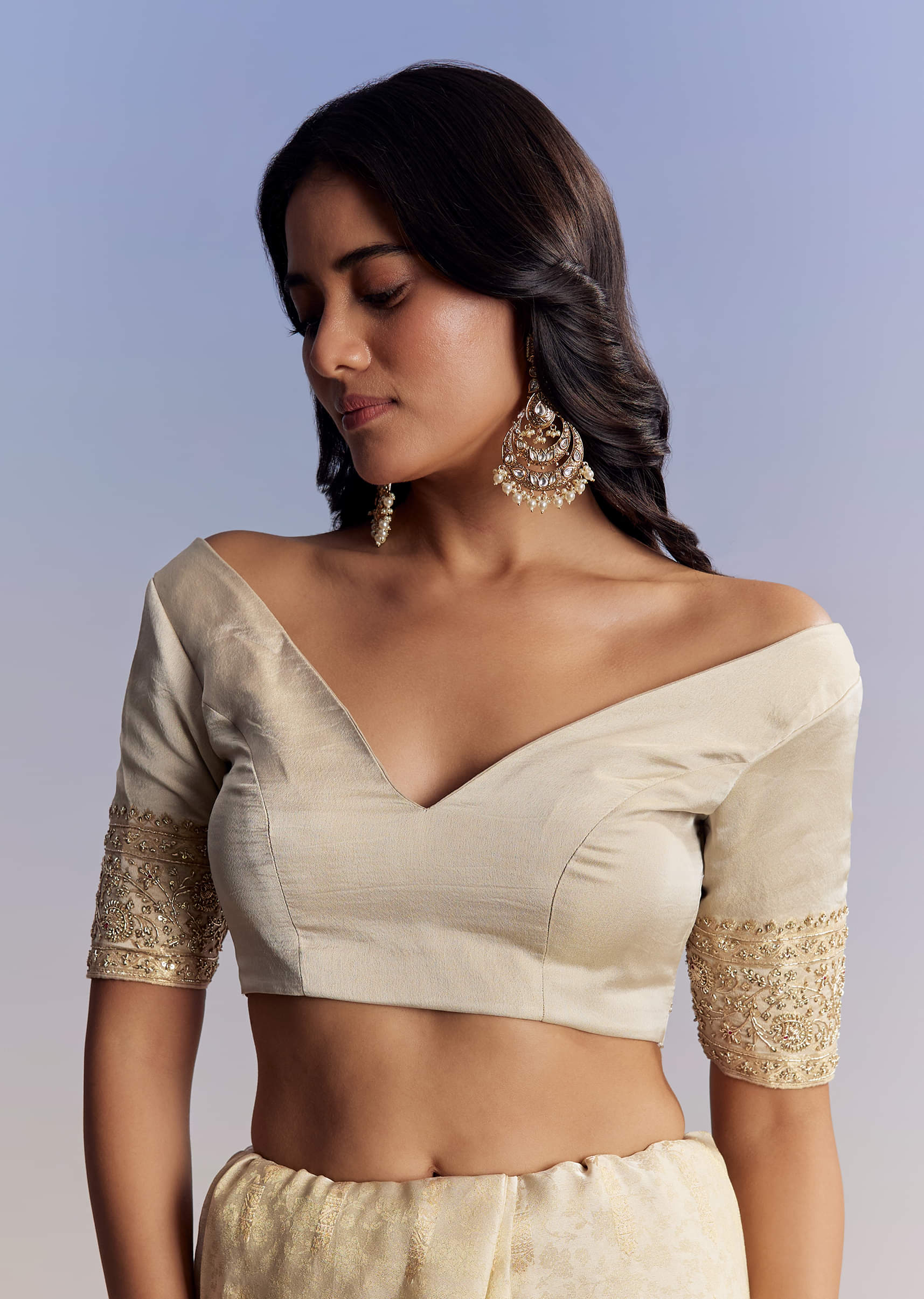 Indian Cream Zardosi Zari Jacquard Silk Saree (2-Piece) - Image 6