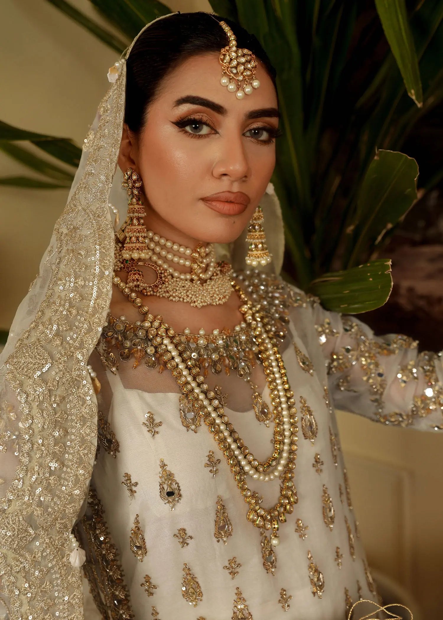 Cream Zardozi Embroidered Organza Farshi Sharara (3-Piece) - Image 11