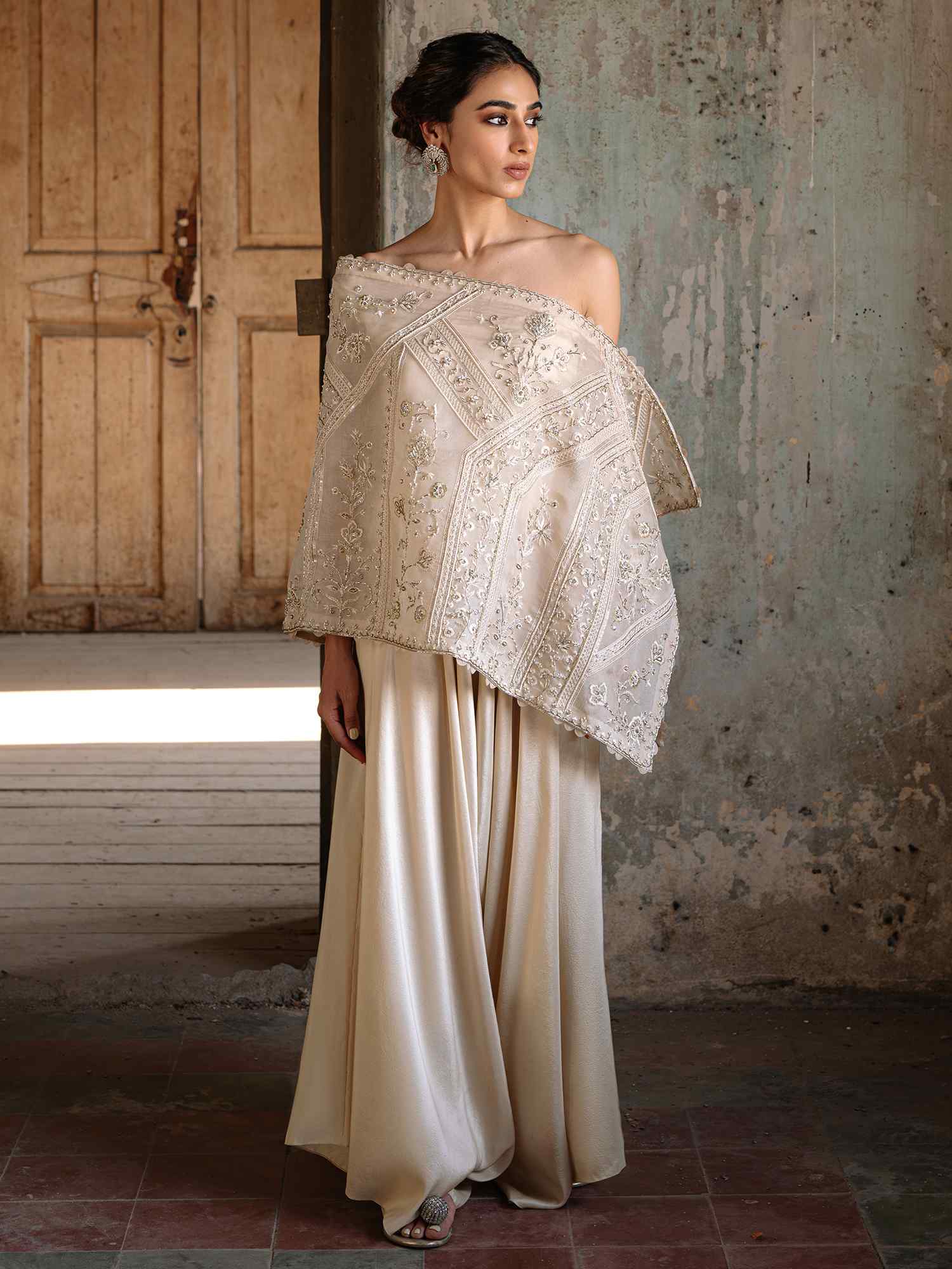 Pakistani Creme Embroidered Organza & Satin Silk Wrap Stole (3-Piece) - Image 1