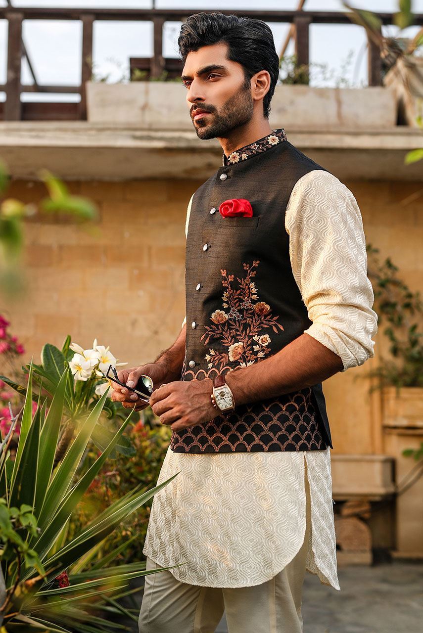 Cream Embroidered Chiffon Kurta with Black Waistcoat (3-Piece) - Image 3
