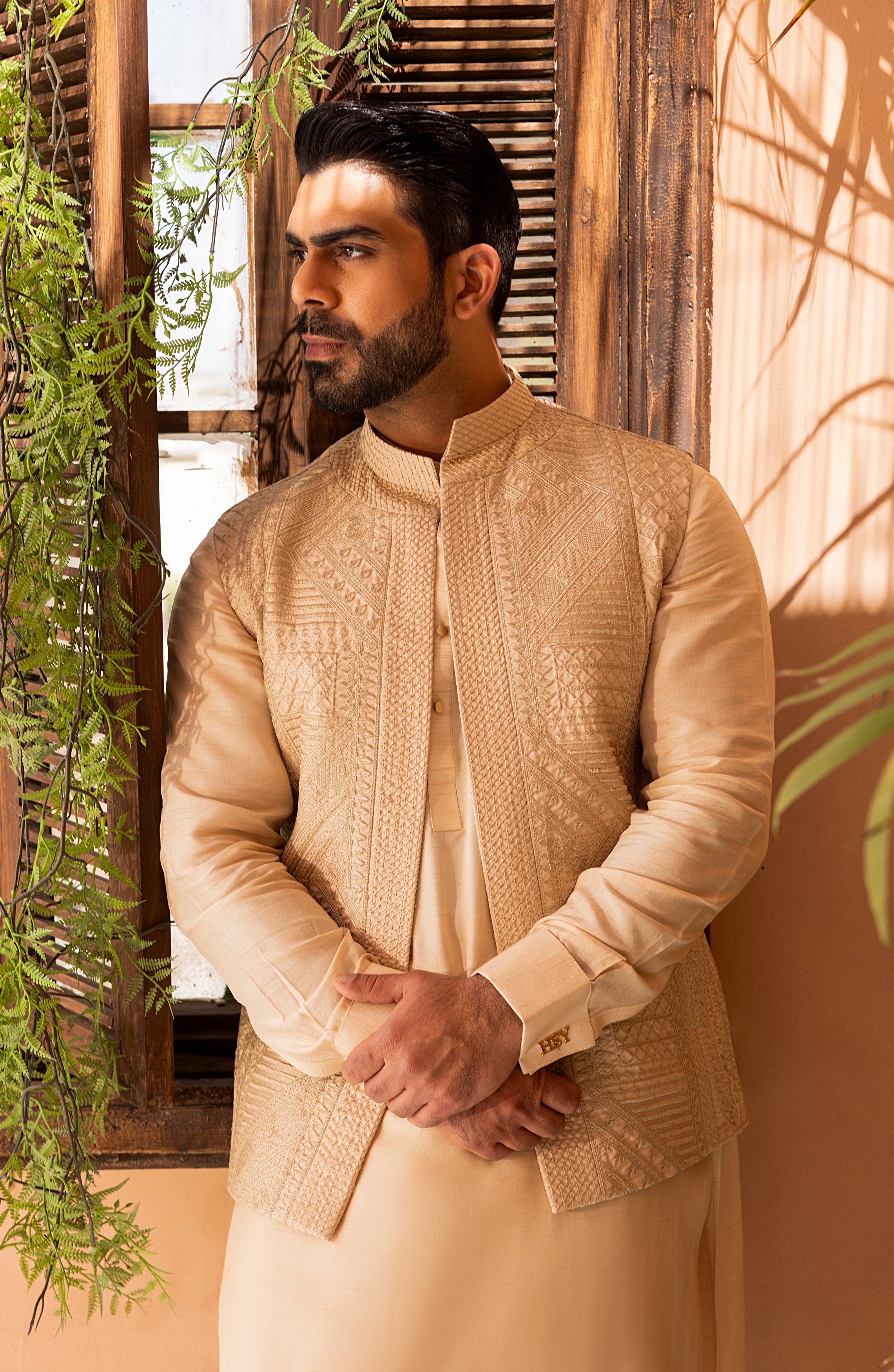 Creme Self-Embroidered Cotton-Silk Waistcoat Kurta (3-Piece) - Image 7