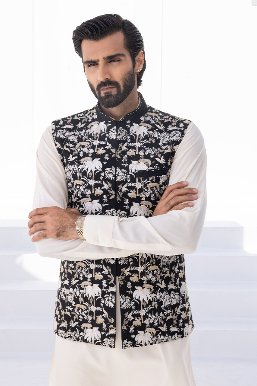Cream Boski Kurta with Black Embroidered Waistcoat (3-Piece) - Image 5