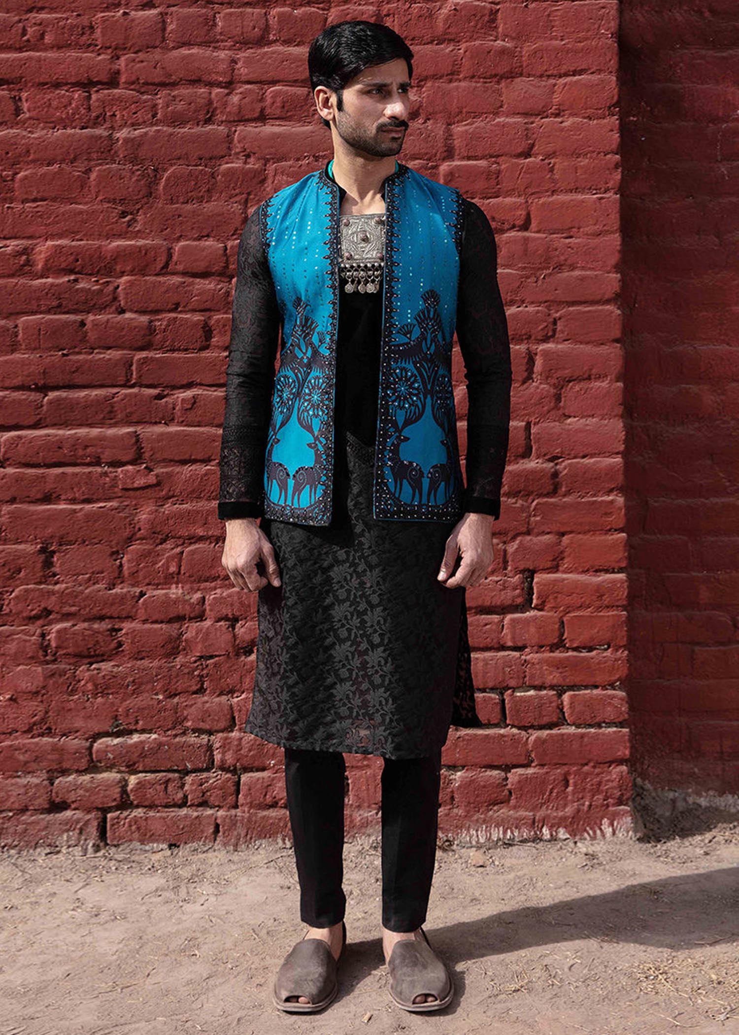 Cream Embroidered Raw Silk Waistcoat Kurta (3-Piece) - Image 4