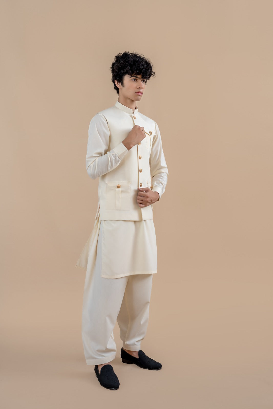 Cream Wash & Wear Waistcoat Kurta Set (3-Piece) - Image 5