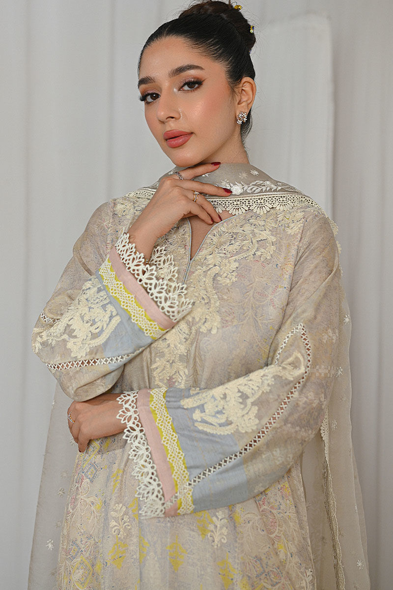 Pakistani Cream Aari Embroidered Khaddi Silk Salwar Kameez (3-Piece) - Image 2