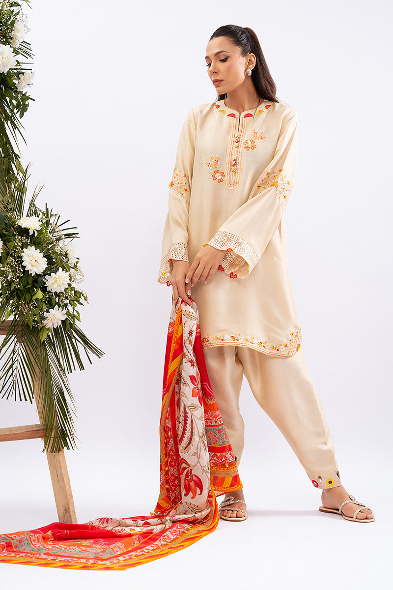 Pakistani Cream Floral Embroidered Pure Rawsilk Salwar Kameez (2-Piece) - Image 4
