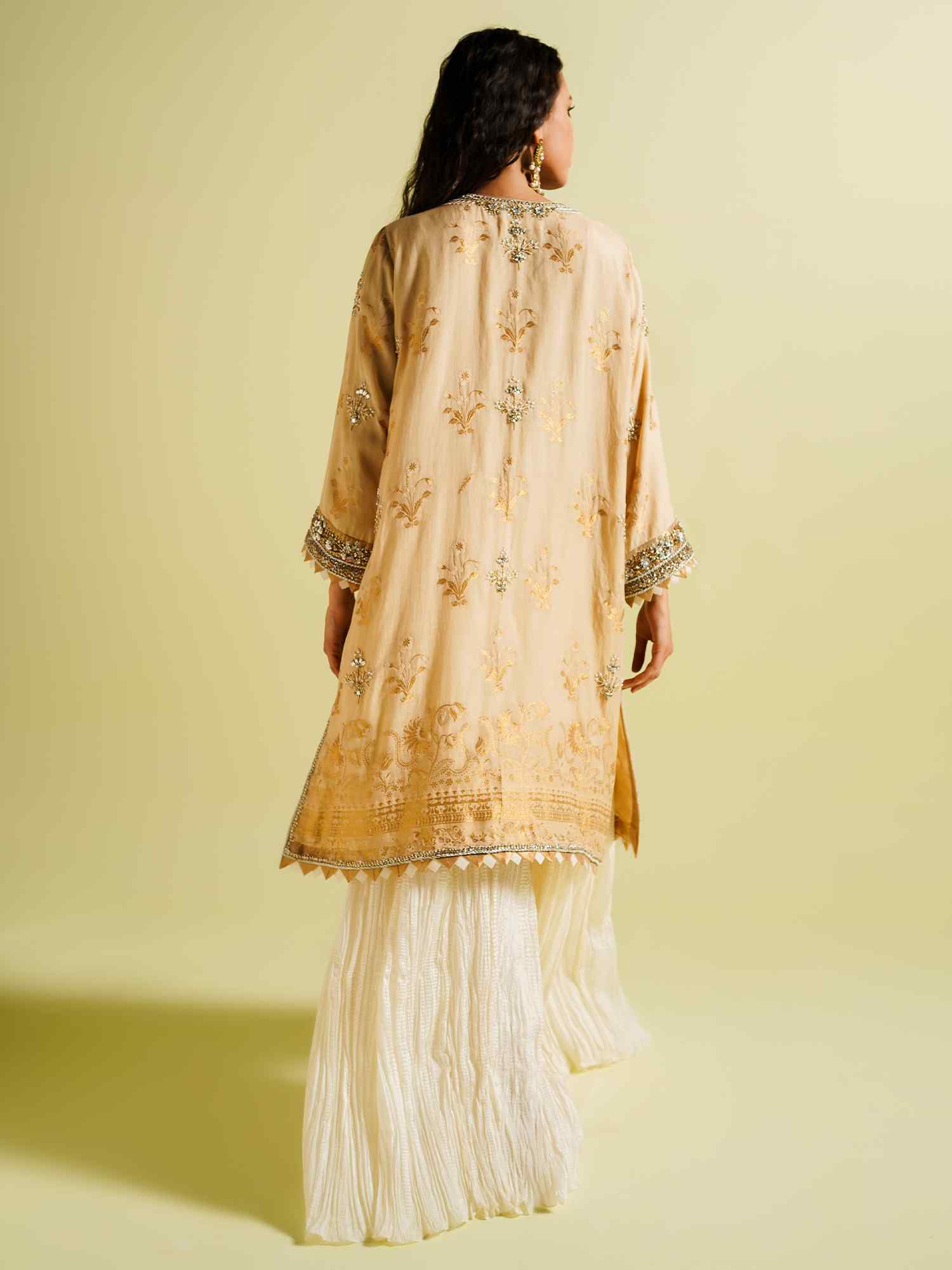 Pakistani Cream Embellished Silk Kurta Set (2-Piece) - Image 4