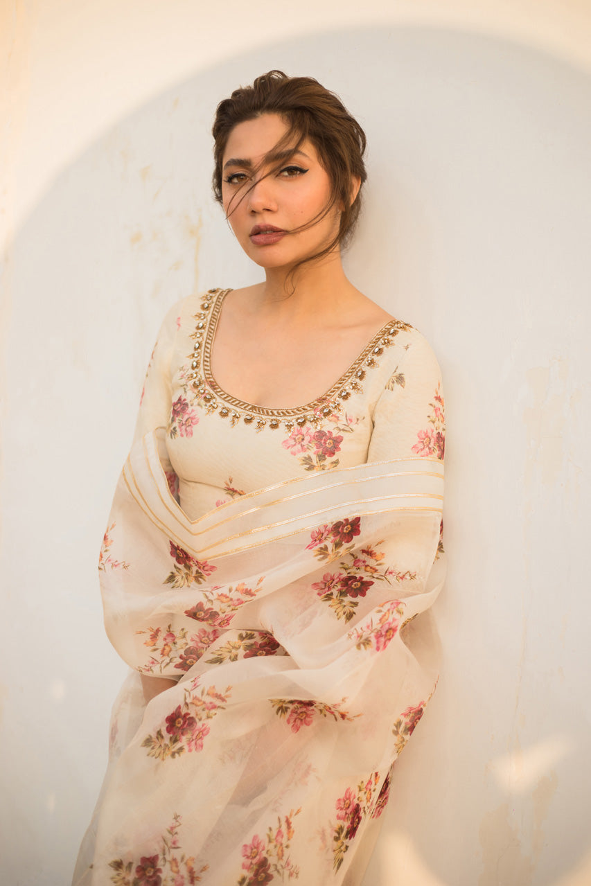 Cream Printed Organza Saree with Embellished Blouse (2-Piece) - Image 1