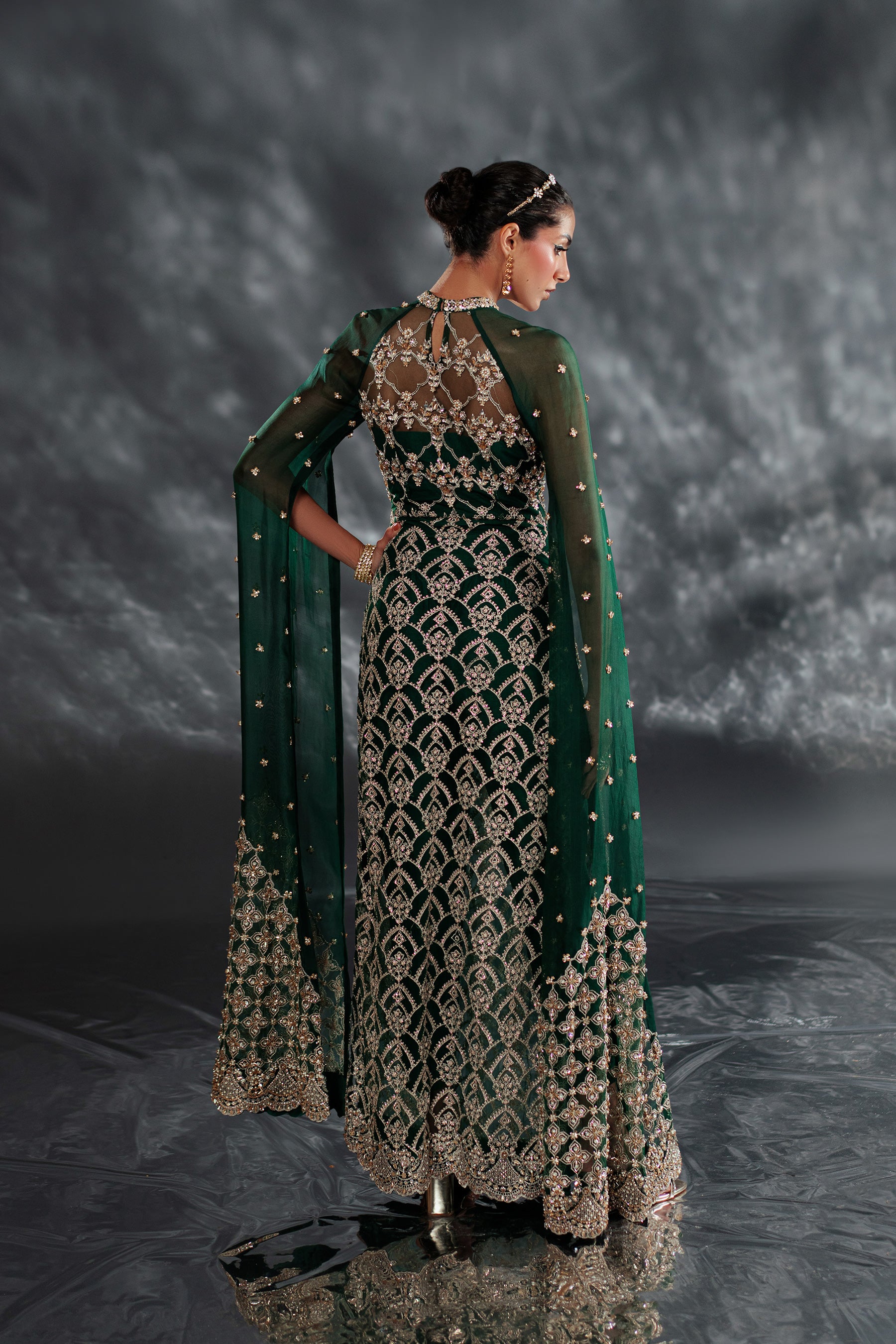 Deep Emerald Embellished Net Gown (3-Piece) - Image 5