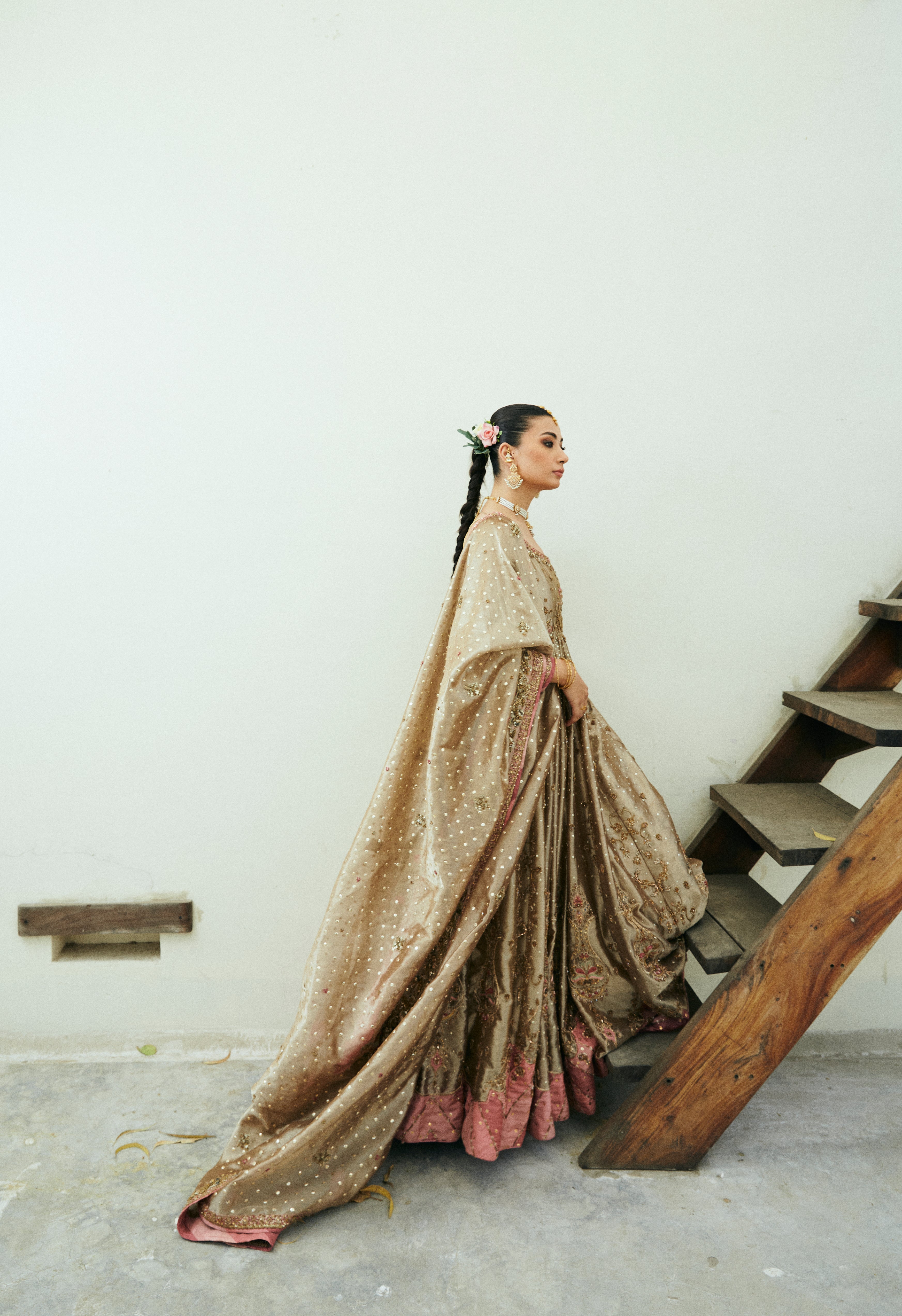 Pakistani Gold Embroidered Tissue Bridal Anarkali Dress (2-Piece) - Image 3