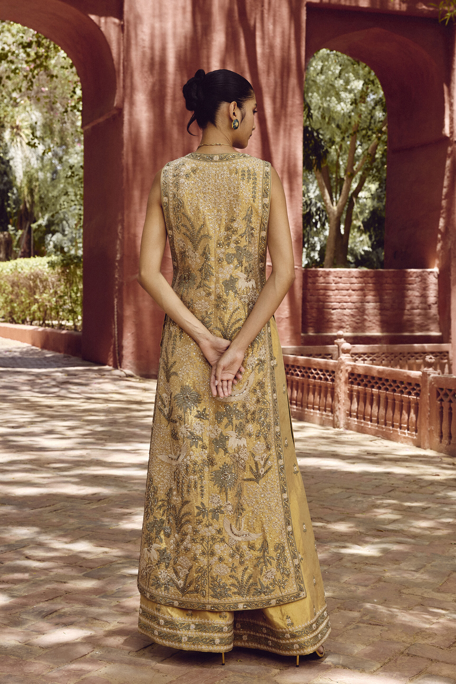 Gold Embroidered Silk Tabard Set (3-Piece) - Image 2