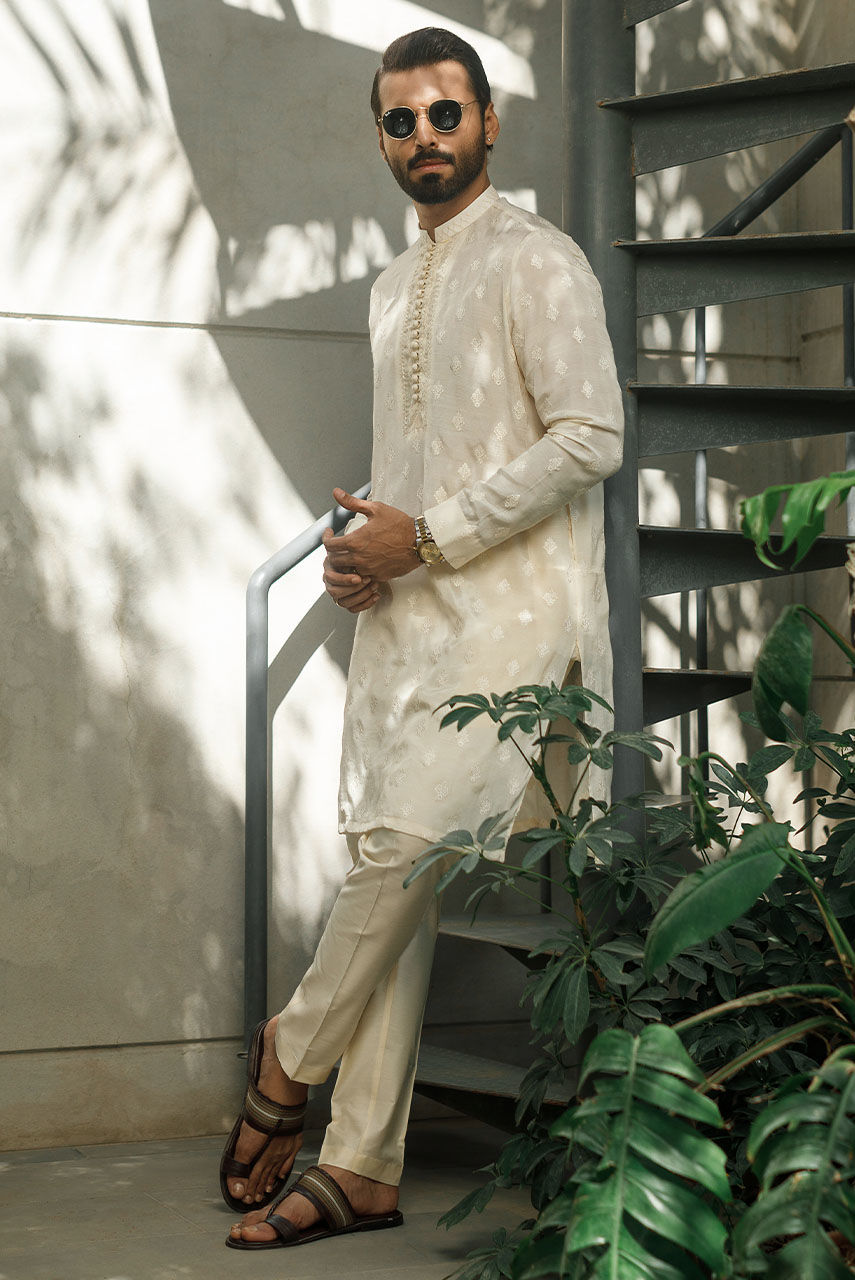 Gold Embroidered Raw Silk Kurta Pajama (2-Piece) - Image 4