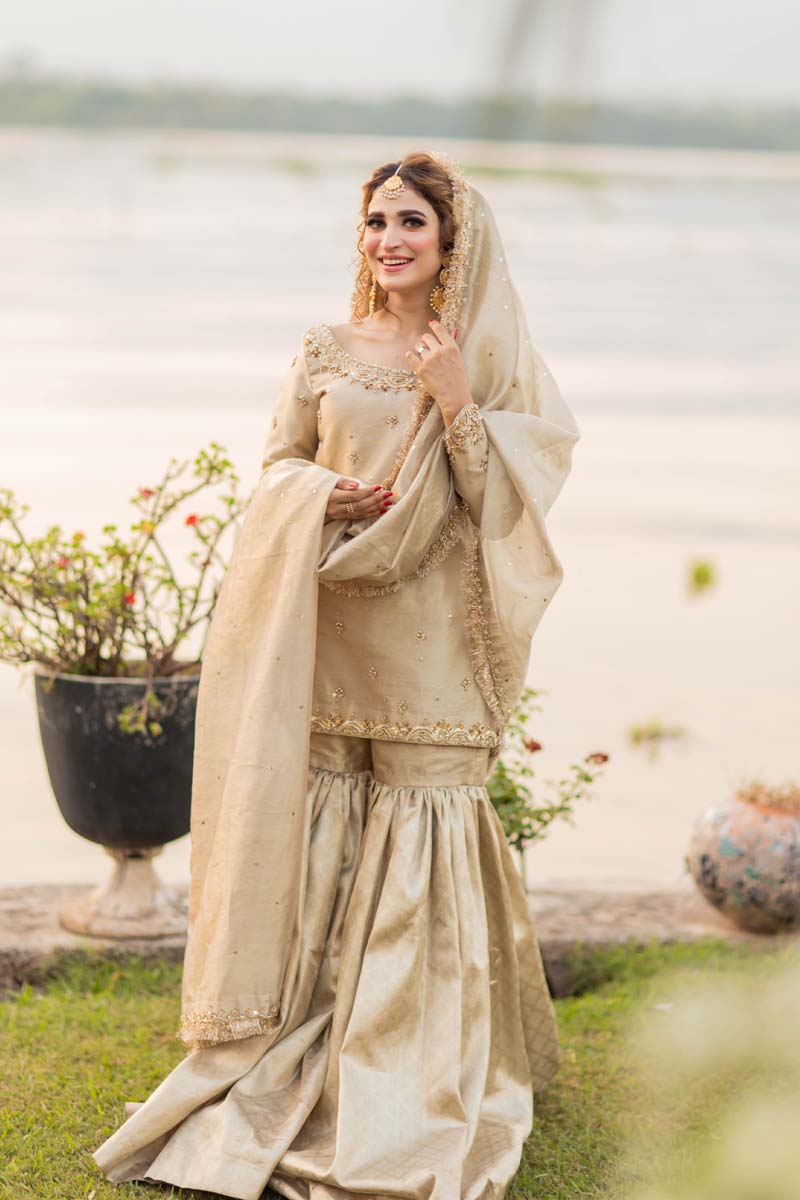 Antique Gold Hand Embellished Pure Tissue Gharara (3-Piece) - Image 3