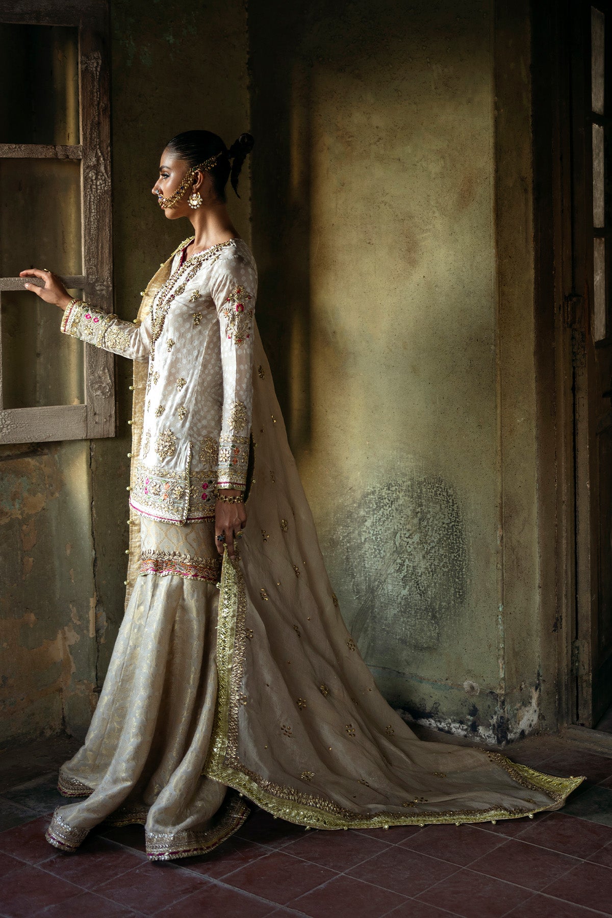 Pakistani Gold Mukesh Organza Dupatta with Gota Border (3-Piece) - Image 2