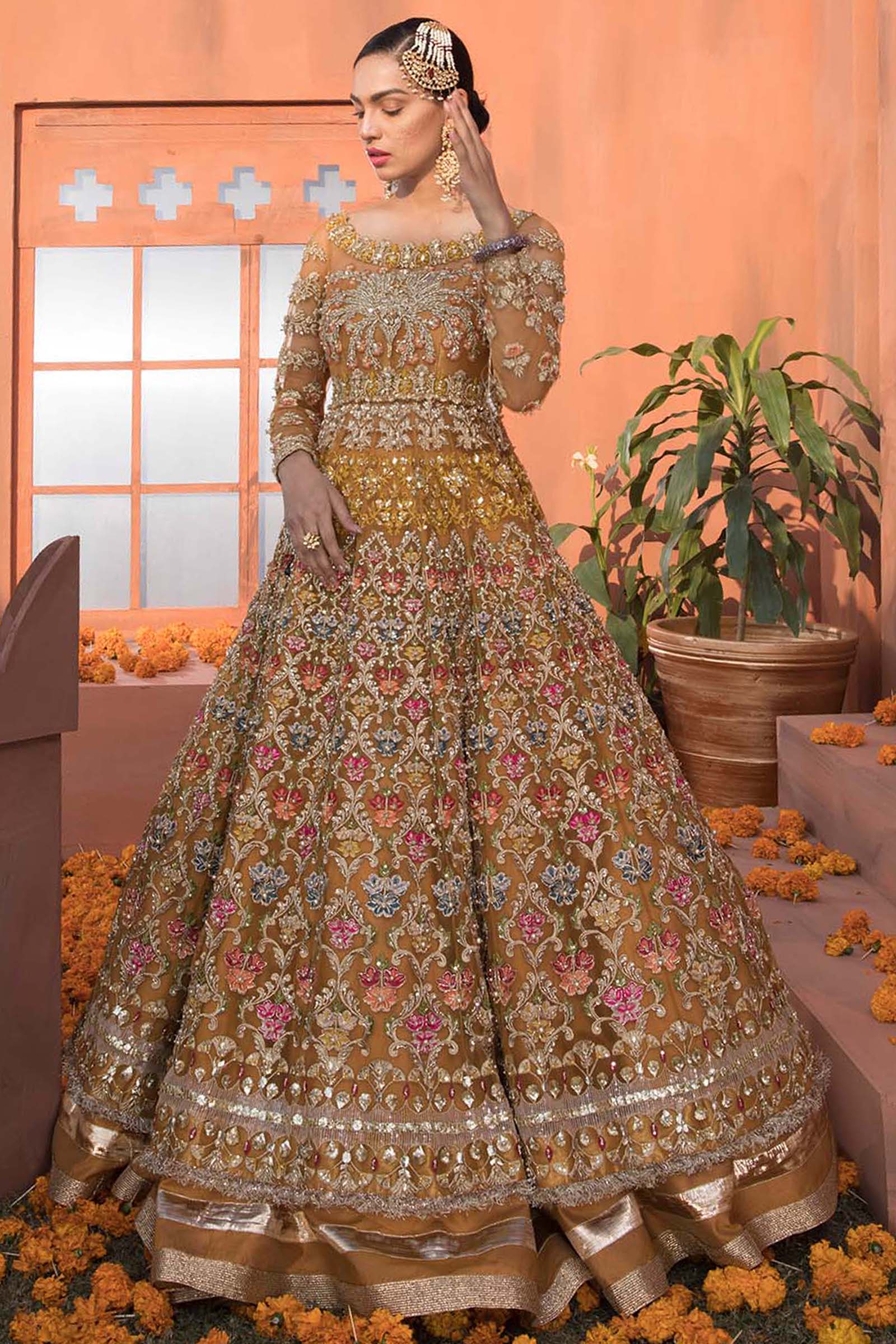 Pakistani Marigold Dabka Embroidered Chiffon Bridal Gown (2-Piece) - Image 5