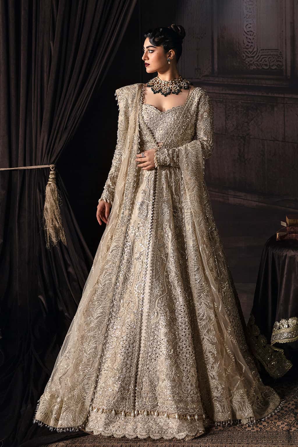 Pakistani Golden Zari Hand-Embellished Net Jamawar Bridal Gown (2-Piece) - Image 3