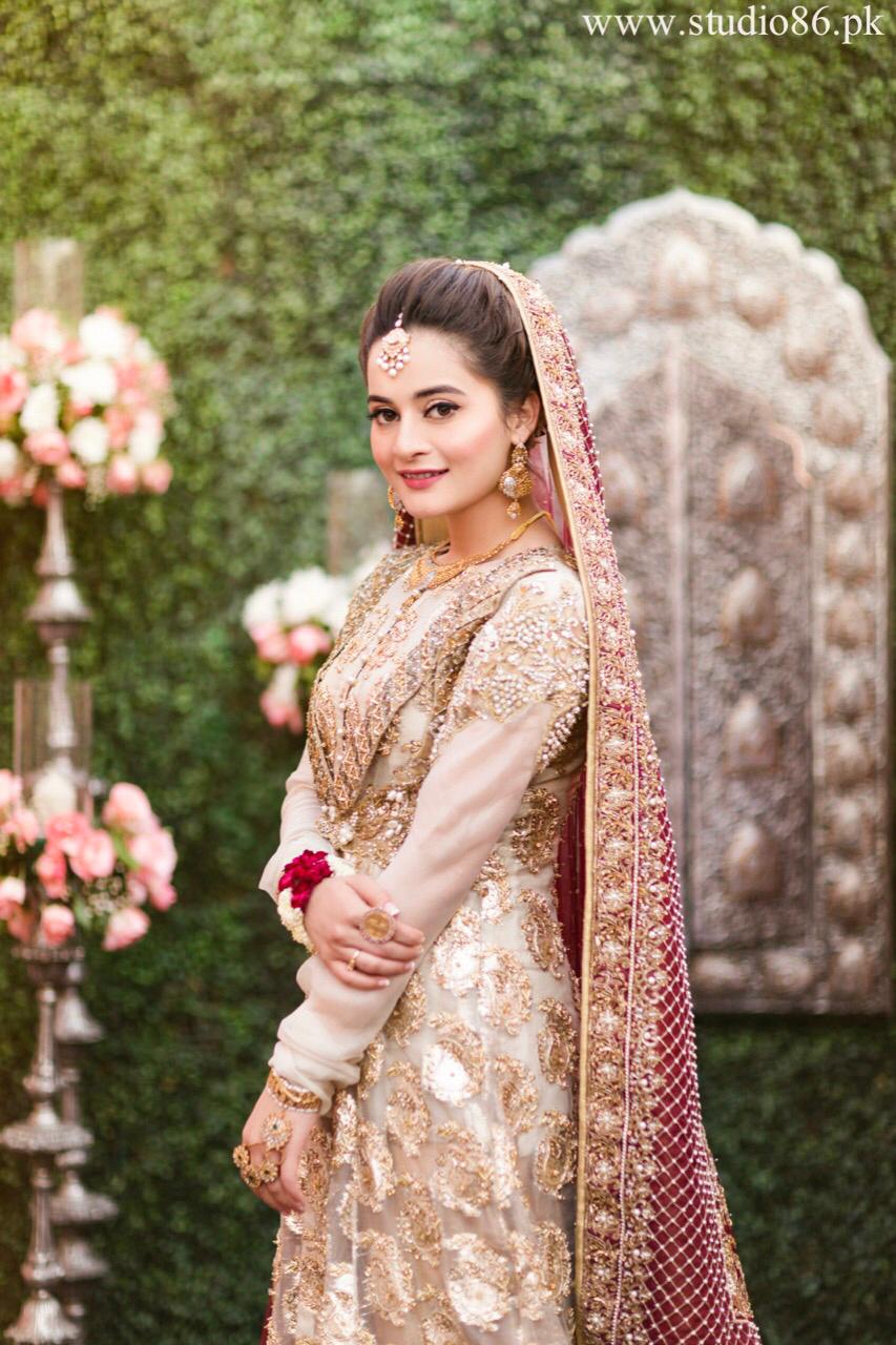 Pakistani Gold Zardozi Net Bridal Gown (2-Piece) - Image 3