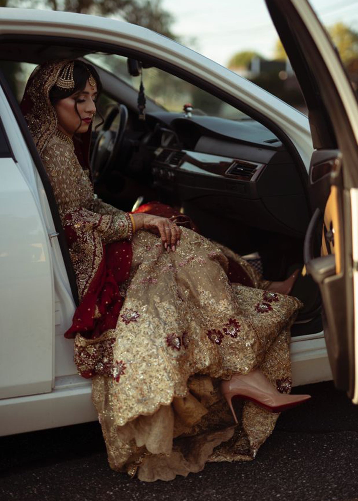 Antique Gold Embellished Net Silk Bridal Gown (2-Piece) - Image 9