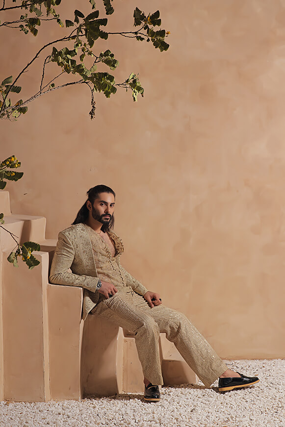 Royal Gold Embroidered Raw Silk Sherwani (3-Piece) - Image 4