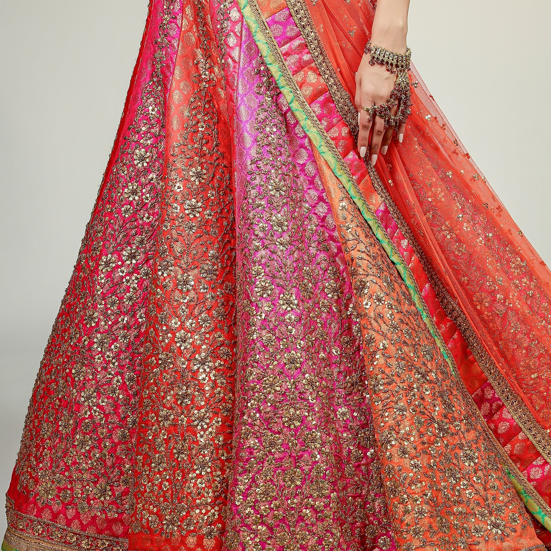 Gold Multicolour Banarasi Jamawar Lehenga Set (3-Piece) - Image 6