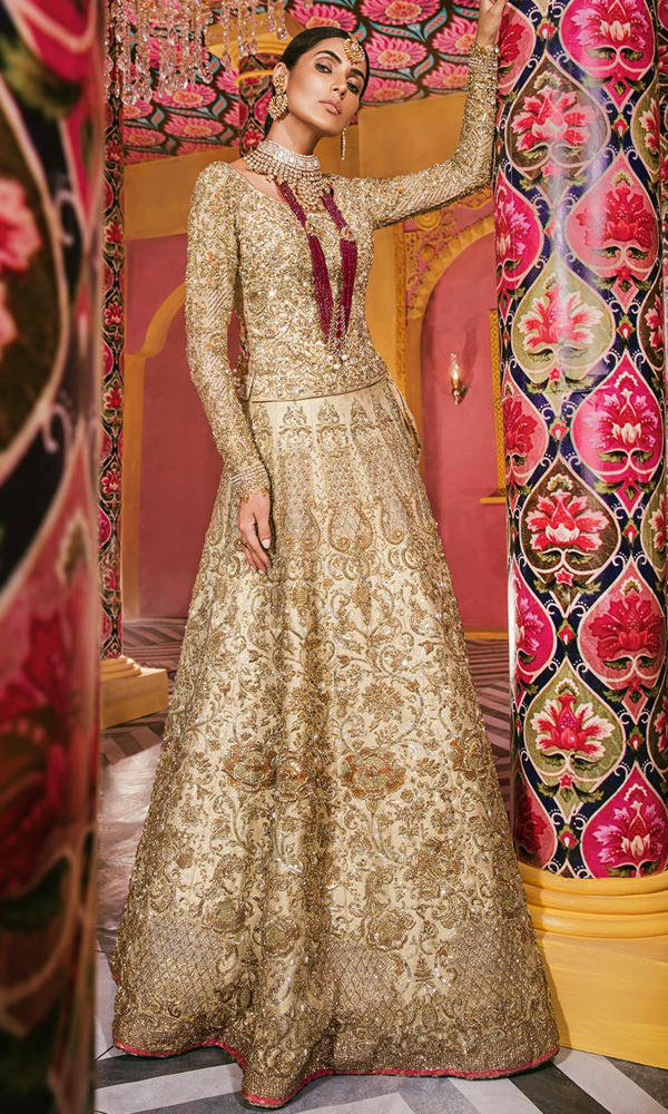 Gold Banarsi Embroidered Bridal Lehenga Choli (3-Piece) - Image 3