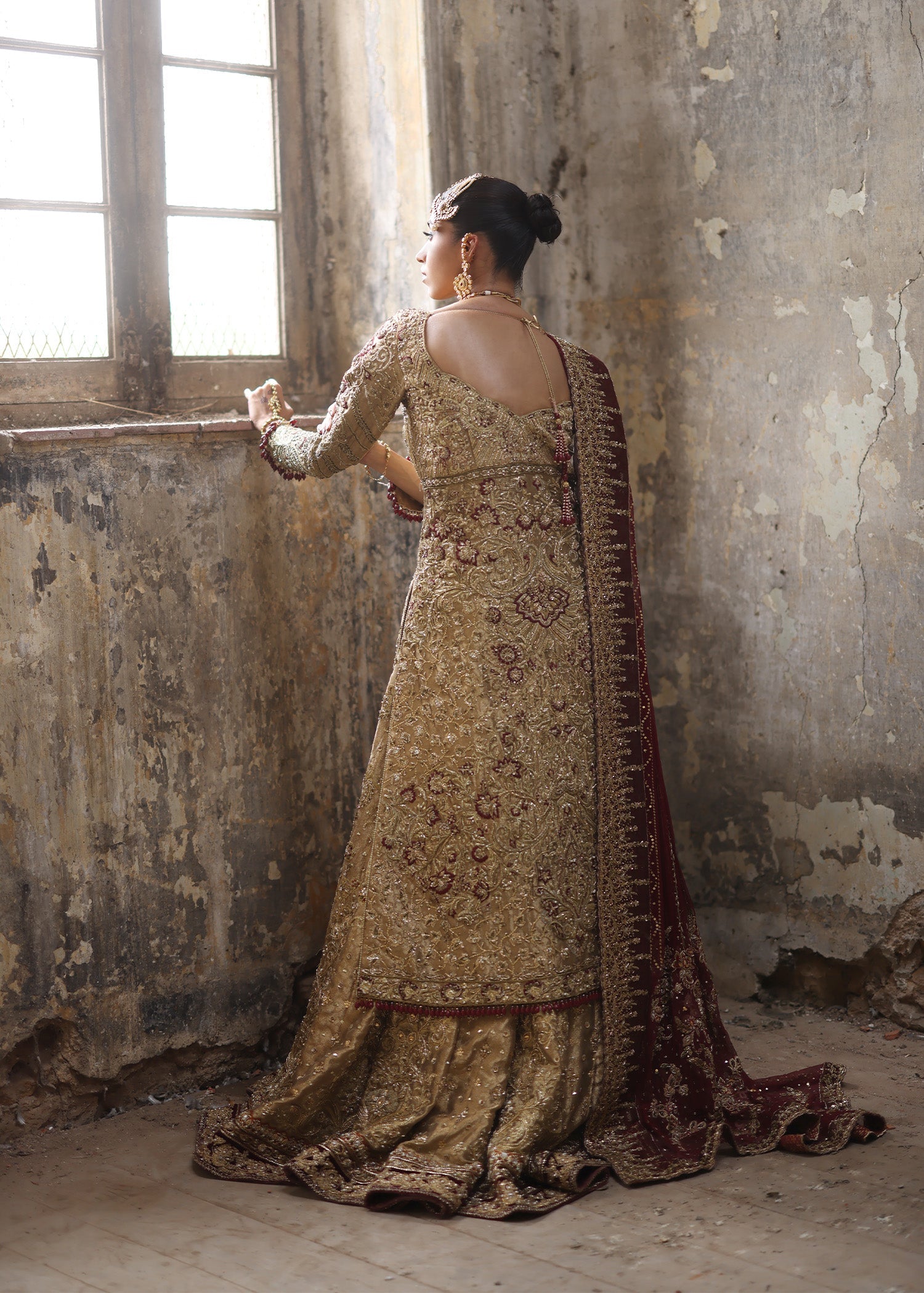 Honey Gold Embroidered French Lame Bridal Jacket Lehenga (3-Piece) - Image 4