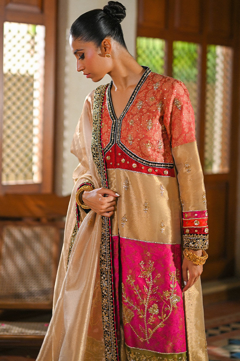 Pakistani Gold Embroidered Jamawar & Organza Lehenga (3-Piece) - Image 5