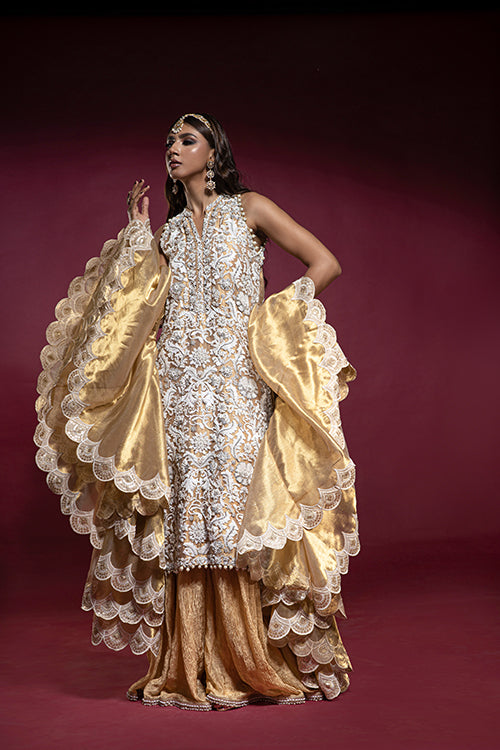 Gold Lamé Embroidered Kameez Lehenga (3-Piece) - Image 3