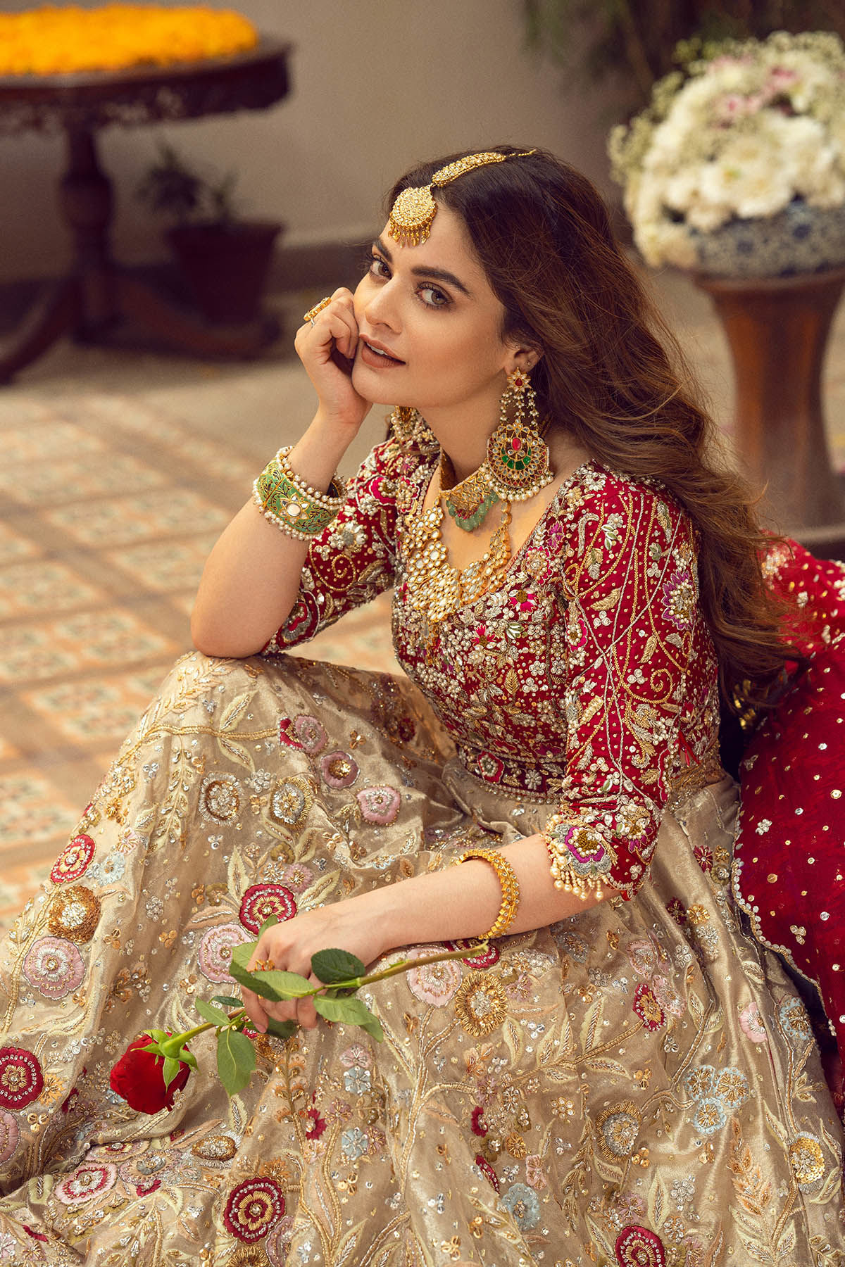 Pakistani Gold Zardozi Lamé Lehenga (3-Piece) - Image 5