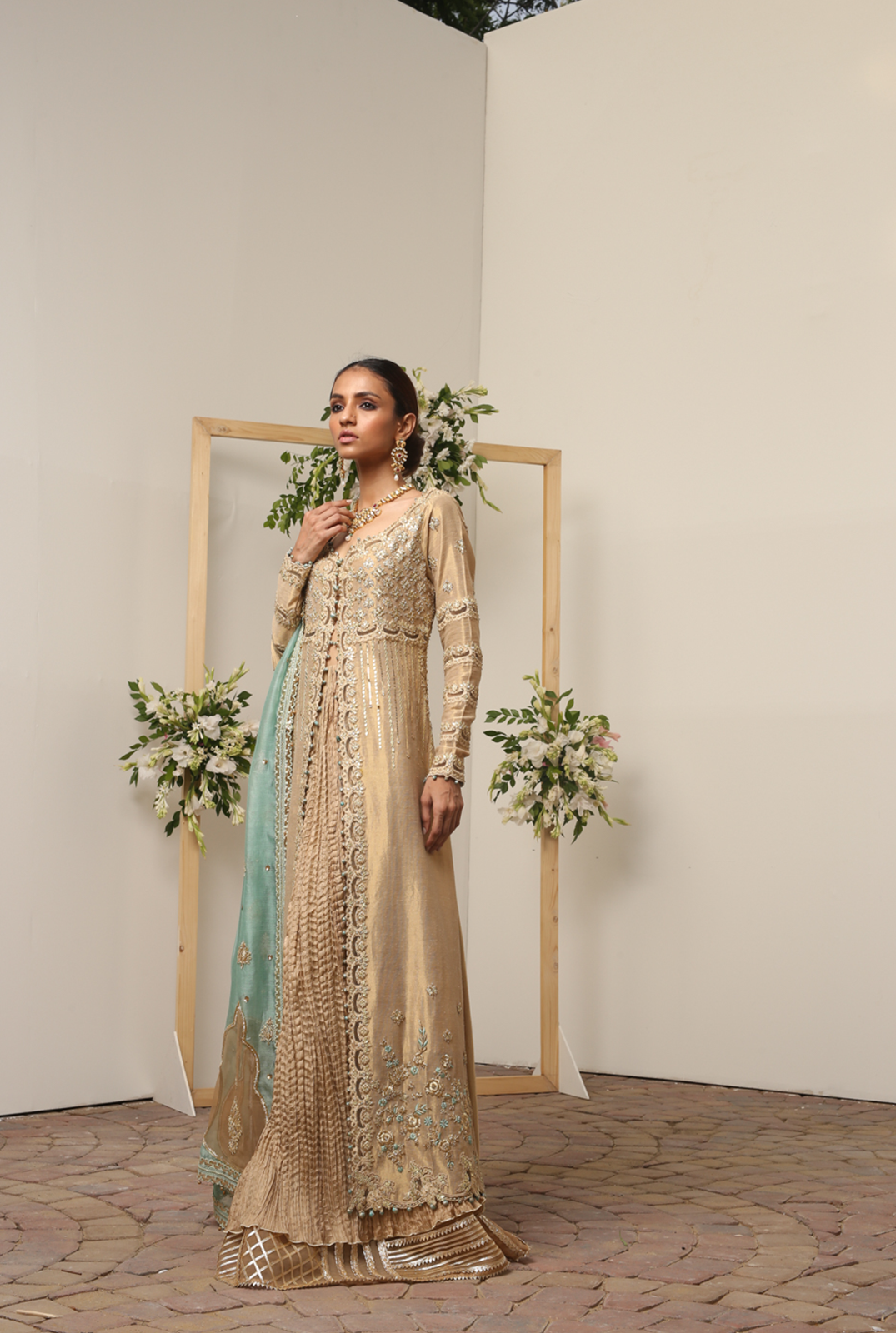 Gold Zardozi Meysuri Lehenga Set (3-Piece) - Image 4