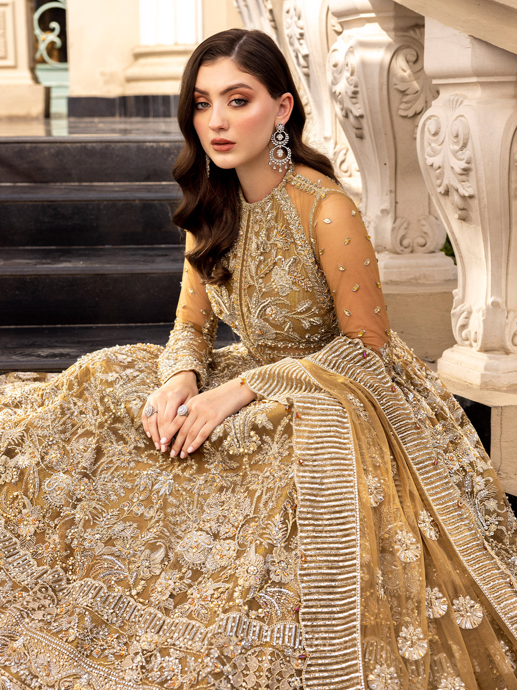 Pakistani Mehndi Gold Embellished Net Bridal Lehenga (3-Piece) - Image 6