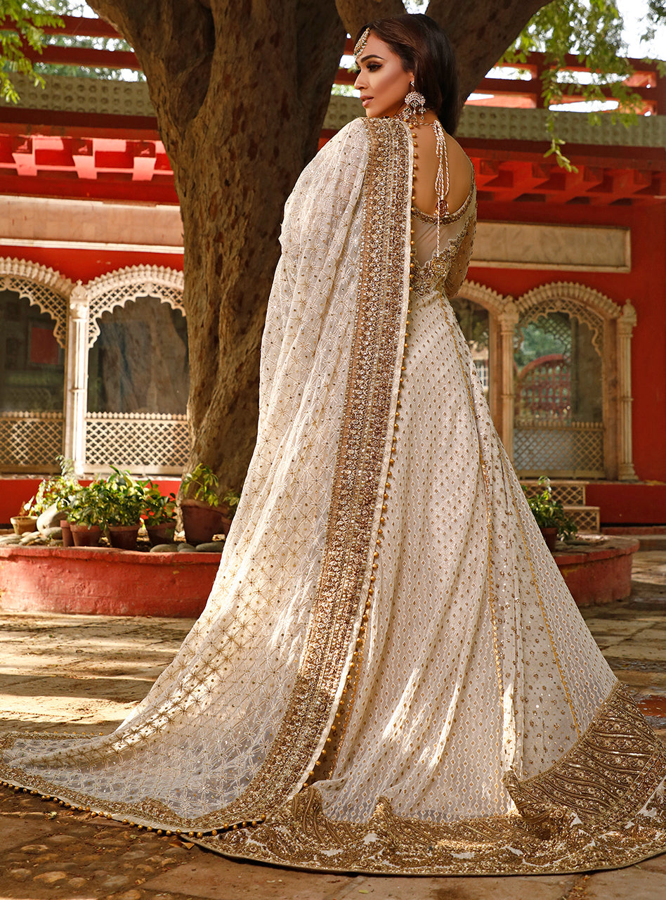 Pakistani Gold & Ivory Embellished Net Bridal Lehenga (3-Piece) - Image 6